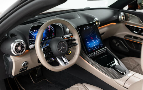 Mercedes-Benz SL-Класс AMG, 2024 год, 23 990 000 рублей, 15 фотография