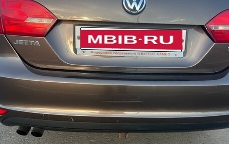 Volkswagen Jetta VI, 2011 год, 650 000 рублей, 20 фотография