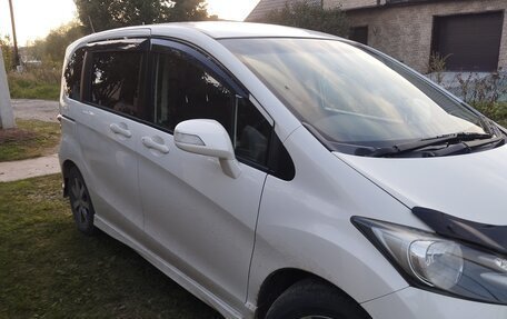 Honda Freed I, 2010 год, 890 000 рублей, 9 фотография