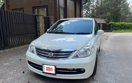 Nissan Tiida, 2004 год, 495 000 рублей, 3 фотография