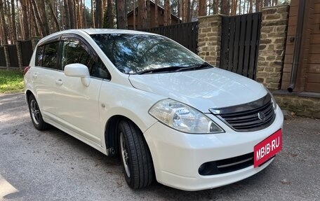 Nissan Tiida, 2004 год, 495 000 рублей, 6 фотография
