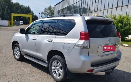 Toyota Land Cruiser Prado 150 рестайлинг 2, 2011 год, 2 300 000 рублей, 2 фотография