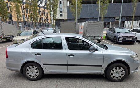 Skoda Octavia, 2010 год, 800 000 рублей, 10 фотография
