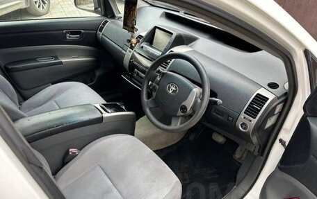 Toyota Prius, 2008 год, 590 000 рублей, 1 фотография