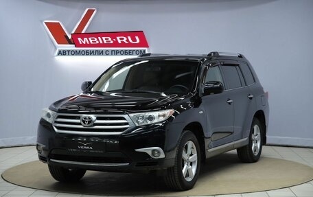 Toyota Highlander III, 2011 год, 1 630 000 рублей, 1 фотография