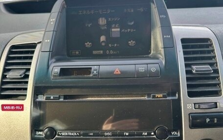 Toyota Prius, 2008 год, 590 000 рублей, 3 фотография
