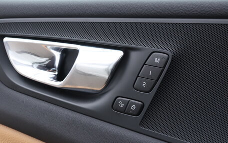 Volvo XC60 II, 2020 год, 4 160 000 рублей, 19 фотография