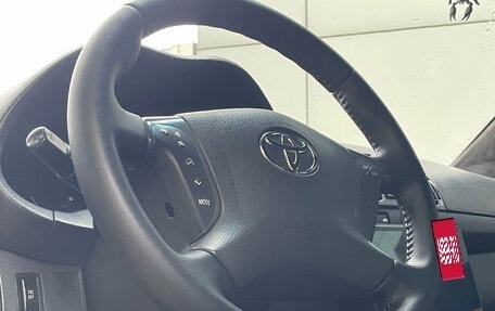 Toyota Avensis III рестайлинг, 2004 год, 680 000 рублей, 12 фотография