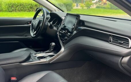 Toyota Camry, 2021 год, 3 450 000 рублей, 7 фотография