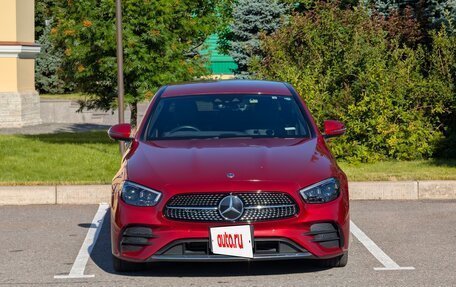 Mercedes-Benz E-Класс, 2022 год, 3 800 000 рублей, 2 фотография