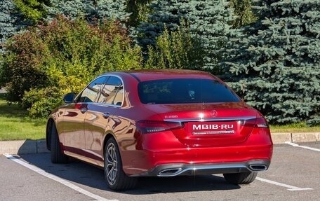 Mercedes-Benz E-Класс, 2022 год, 3 800 000 рублей, 16 фотография