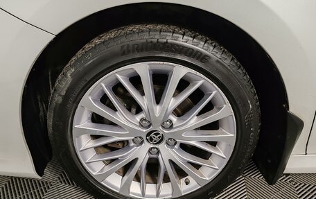 Toyota Camry, 2018 год, 2 990 000 рублей, 18 фотография