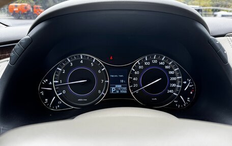 Infiniti QX56, 2012 год, 2 490 000 рублей, 10 фотография