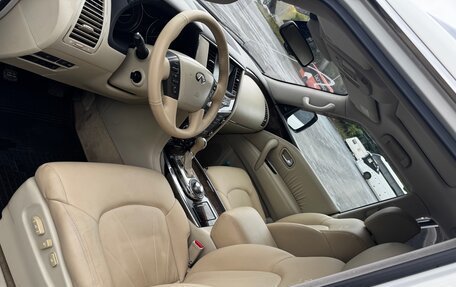 Infiniti QX56, 2012 год, 2 490 000 рублей, 23 фотография