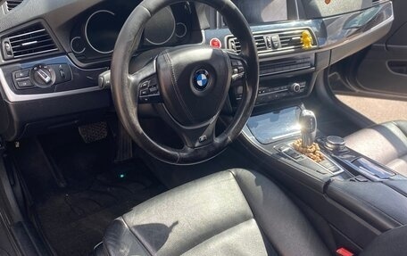BMW 5 серия, 2012 год, 1 400 000 рублей, 14 фотография