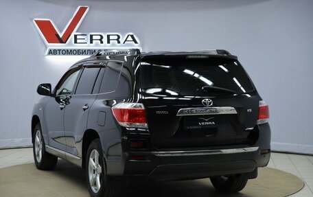 Toyota Highlander III, 2011 год, 1 630 000 рублей, 7 фотография