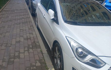 Hyundai i40 I рестайлинг, 2013 год, 1 300 000 рублей, 3 фотография