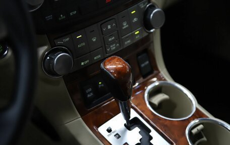 Toyota Highlander III, 2011 год, 1 630 000 рублей, 16 фотография