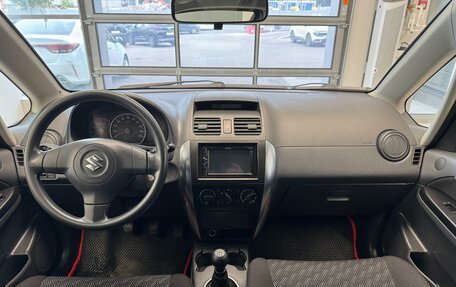 Suzuki SX4 II рестайлинг, 2008 год, 600 000 рублей, 8 фотография