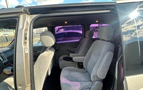 KIA Carnival III, 2004 год, 370 000 рублей, 16 фотография