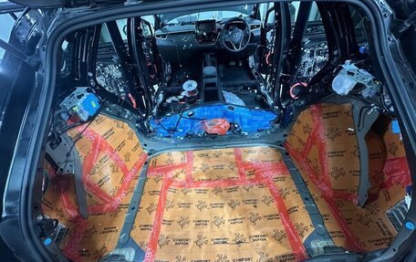 Toyota Corolla, 2021 год, 1 900 000 рублей, 10 фотография