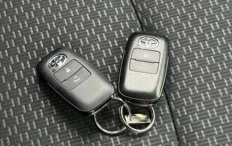 Toyota Roomy I, 2022 год, 890 000 рублей, 29 фотография