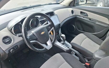 Chevrolet Cruze II, 2011 год, 333 000 рублей, 12 фотография