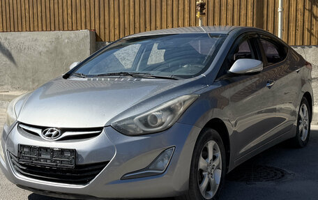 Hyundai Avante, 2014 год, 1 000 000 рублей, 3 фотография