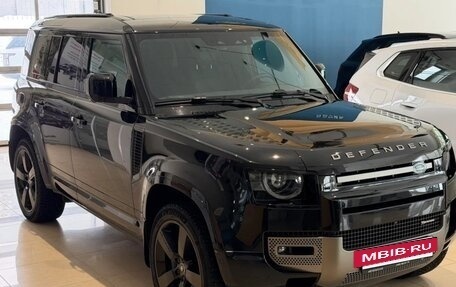 Land Rover Defender II, 2021 год, 9 999 999 рублей, 3 фотография