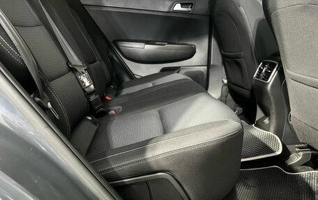 KIA Sportage IV рестайлинг, 2019 год, 2 350 000 рублей, 17 фотография