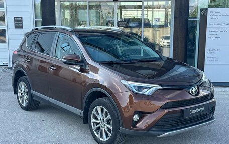 Toyota RAV4, 2017 год, 2 255 000 рублей, 3 фотография