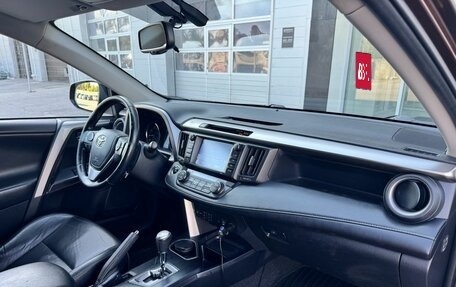 Toyota RAV4, 2017 год, 2 255 000 рублей, 29 фотография
