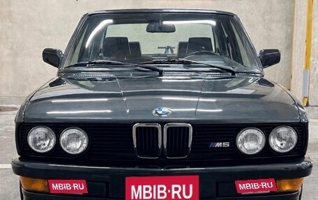 BMW M5, 1988 год, 15 500 000 рублей, 2 фотография