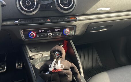 Audi A3, 2018 год, 2 350 000 рублей, 12 фотография