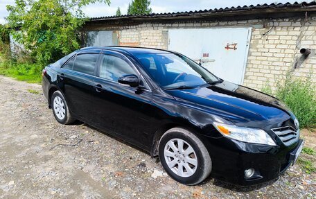 Toyota Camry, 2011 год, 930 000 рублей, 4 фотография