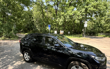 Toyota RAV4, 2020 год, 3 290 000 рублей, 4 фотография