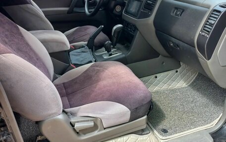 Mitsubishi Pajero III рестайлинг, 2006 год, 1 300 000 рублей, 5 фотография