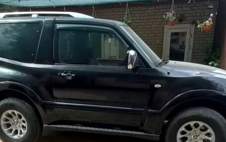 Mitsubishi Pajero III рестайлинг, 2006 год, 1 300 000 рублей, 2 фотография