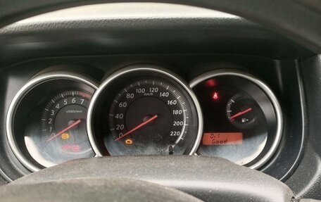 Nissan Tiida, 2010 год, 650 000 рублей, 2 фотография