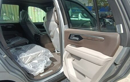 Chevrolet Tahoe IV, 2024 год, 12 800 000 рублей, 5 фотография