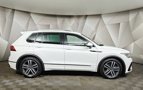 Volkswagen Tiguan II, 2020 год, 3 680 000 рублей, 6 фотография