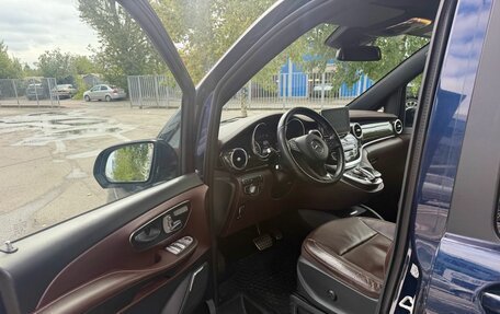 Mercedes-Benz V-Класс, 2017 год, 2 990 000 рублей, 13 фотография