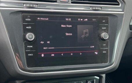 Volkswagen Tiguan II, 2018 год, 2 700 000 рублей, 8 фотография