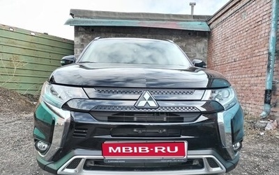 Mitsubishi Outlander III рестайлинг 3, 2022 год, 3 200 000 рублей, 1 фотография