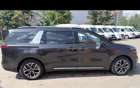 KIA Carnival, 2021 год, 2 920 000 рублей, 3 фотография