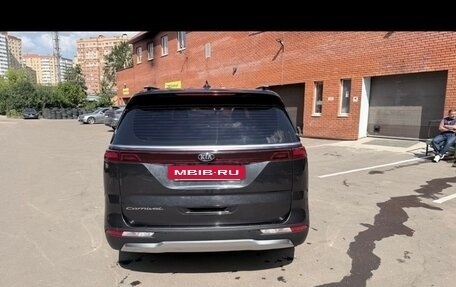 KIA Carnival, 2021 год, 2 920 000 рублей, 6 фотография