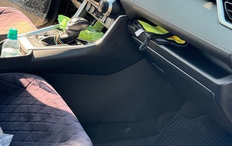 Toyota RAV4, 2022 год, 3 750 000 рублей, 6 фотография