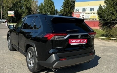Toyota RAV4, 2022 год, 3 750 000 рублей, 3 фотография