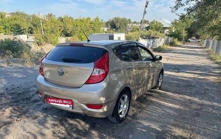 Hyundai Solaris II рестайлинг, 2011 год, 650 000 рублей, 4 фотография