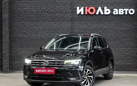 Volkswagen Tiguan II, 2018 год, 2 800 000 рублей, 2 фотография